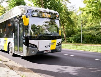 OPENBAAR VERVOER